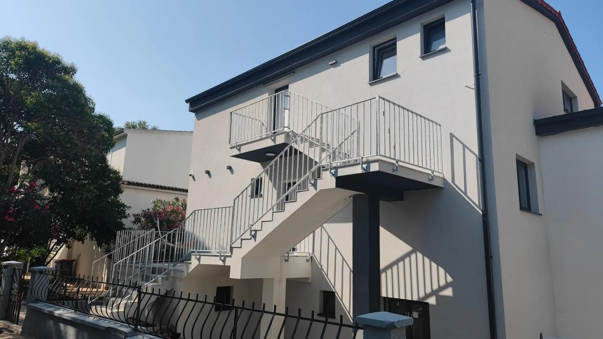 Apartmani Ante & Ivano Biograd With Pool 0*, Biograd Na Moru