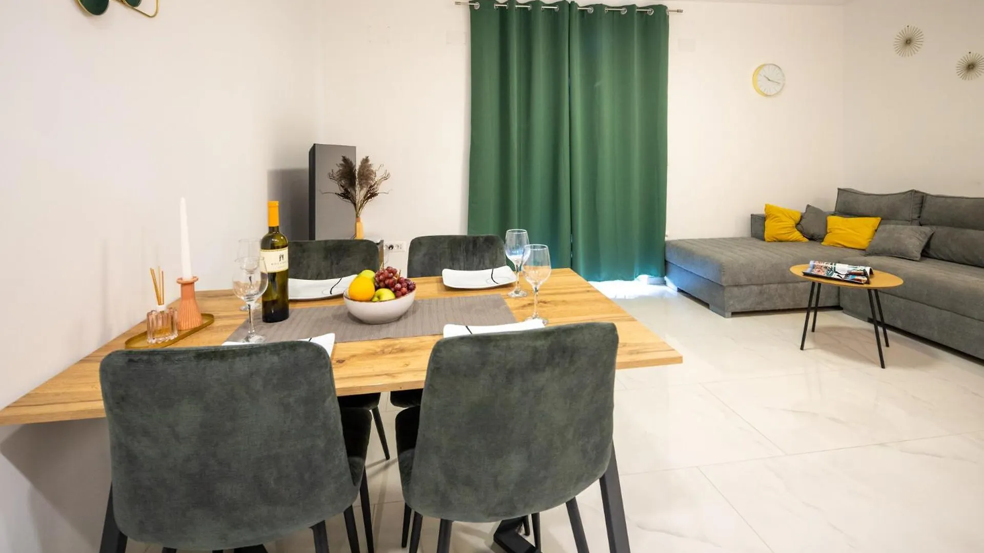 Apartmani Ante & Ivano Biograd With Pool