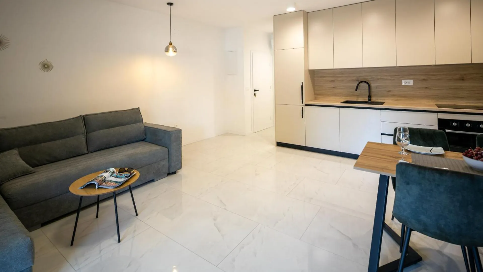 Apartmani Ante & Ivano Biograd With Pool Biograd Na Moru 0*,  Kroatien