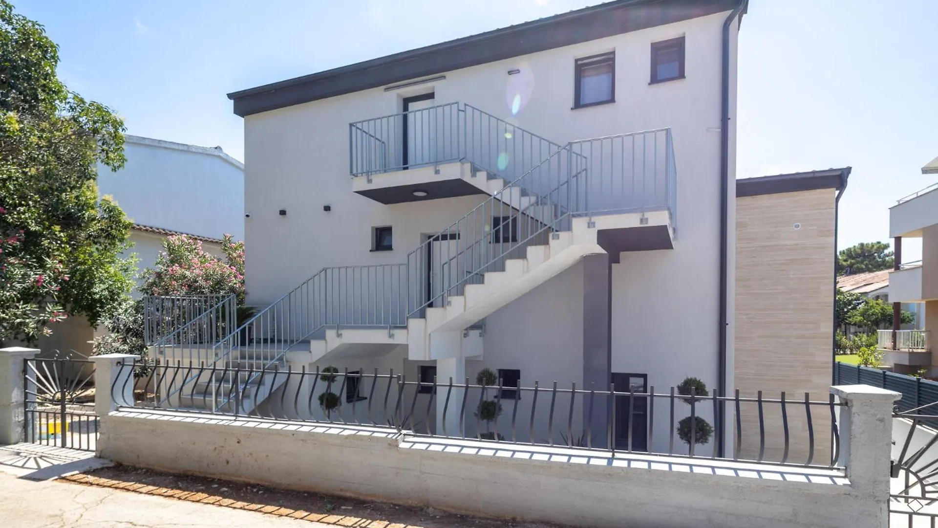 Apartmani Ante & Ivano Biograd With Pool 0*, Biograd Na Moru